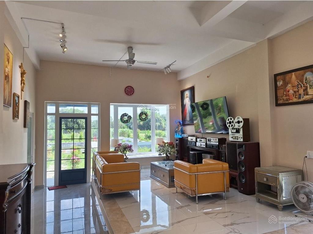 Biệt thự sân vườn mây hồng villa, xây dựng phong cách châu âu, nội ngoại thất cao cấp