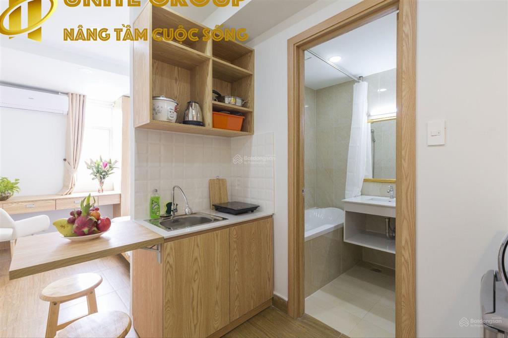 Cho thuê phòng tại nguyễn trung ngạn q1, thang máy, dọn phòng, có nội thất, gần khu phố nhật