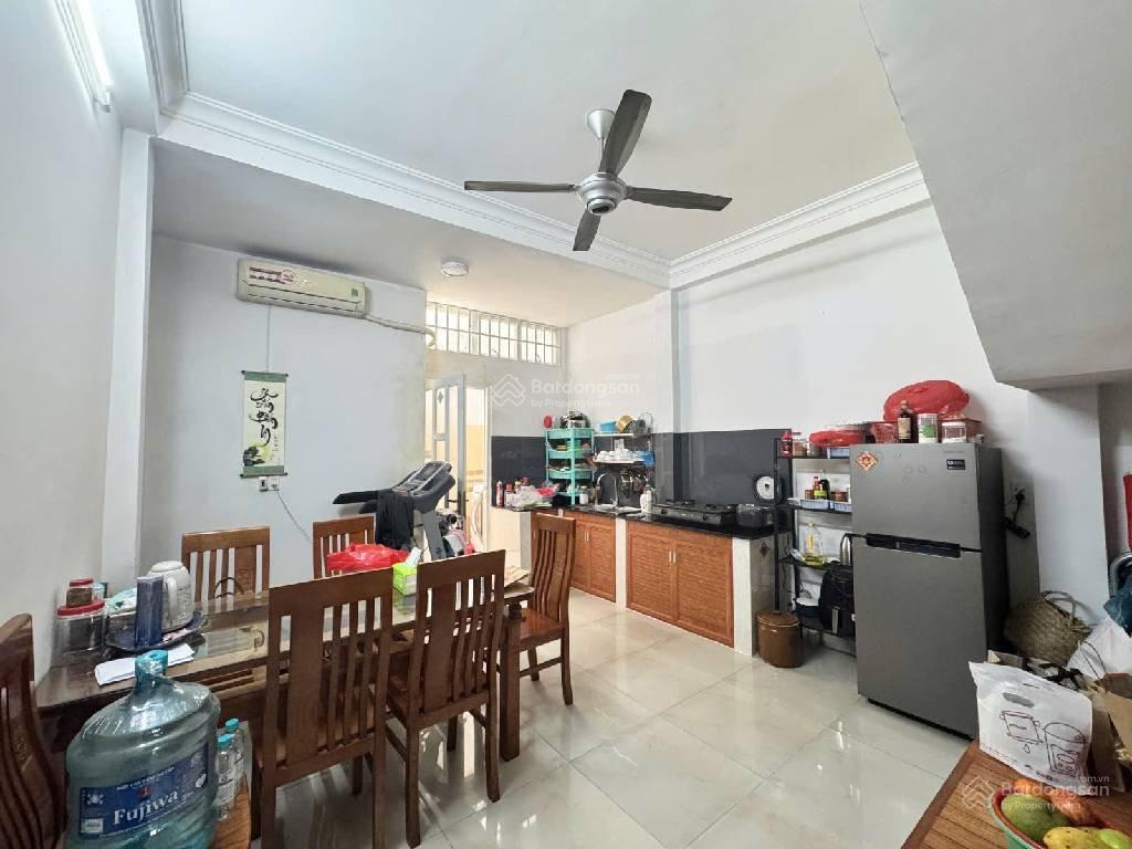 Bán nhà hiệp bình chánh, thủ đức tặng nội thất gỗ cao cấp, 2pn 3wc 5.2 tỷ còn thương lượng