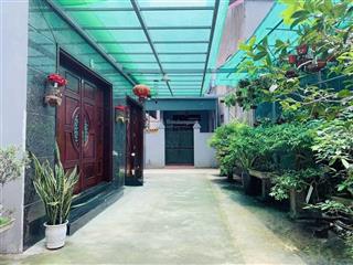 Bán nhà phố hồ tùng mậu 140m2, xây 7 tầng, thang máy. giá rẻ 20 tỷ. sổ đỏ chính chủ