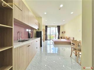 Siêu phẩm bancol 40m2  nội thất hiện đại, thang máy, ngay khu quân đội  hoàng văn thụ