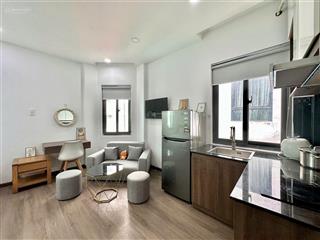 Giảm 1 triệu nhà mới 100%  nội thất đầy đủ từ a đến z, thang máy  ngay nguyễn hữu cảnh