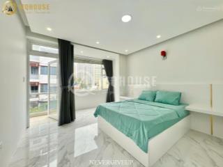 Cho thuê 1pn bancol 50m2  tiện nghi đầy đủ, view landmark, free pdv, nước, xe  gần cầu thị nghè