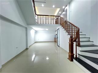Bán nhà 5 tầng hoài đức, gara ô tô 42m2 giá chỉ hơn 4 tỷ