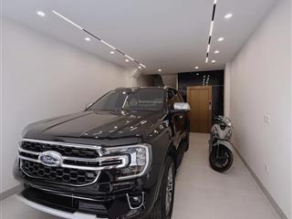 Bán nhà dân xây 4t gần nhổn, ntl oto 16c thông, oto vào nhà, kd sầm uất, 42m giá hơn 8 tỷ.