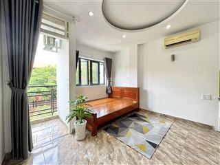 Phòng cửa sổ trời có thang máy  gần ngã 6 gò vấp