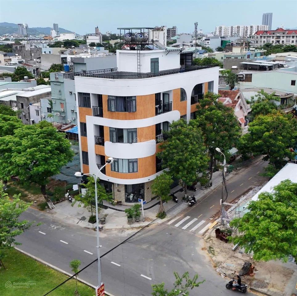 Bán cặp nguyễn huy chương view biển đông cách bãi tắm 100m dt 190m2 ngang 10m giá 2x tỷ