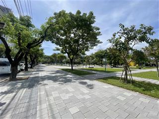 Cặp an đồn 4  đối diện trung tâm tài chính an đồn. 183m2  ngang 9m  giá 26 tỷ 99