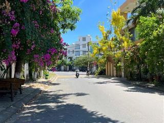 Bán đất đường vương thừa vũ  diện tích 300m2  kẹp kiệt , cách biển 500m  xây 9 tầng , giá 3x tỷ