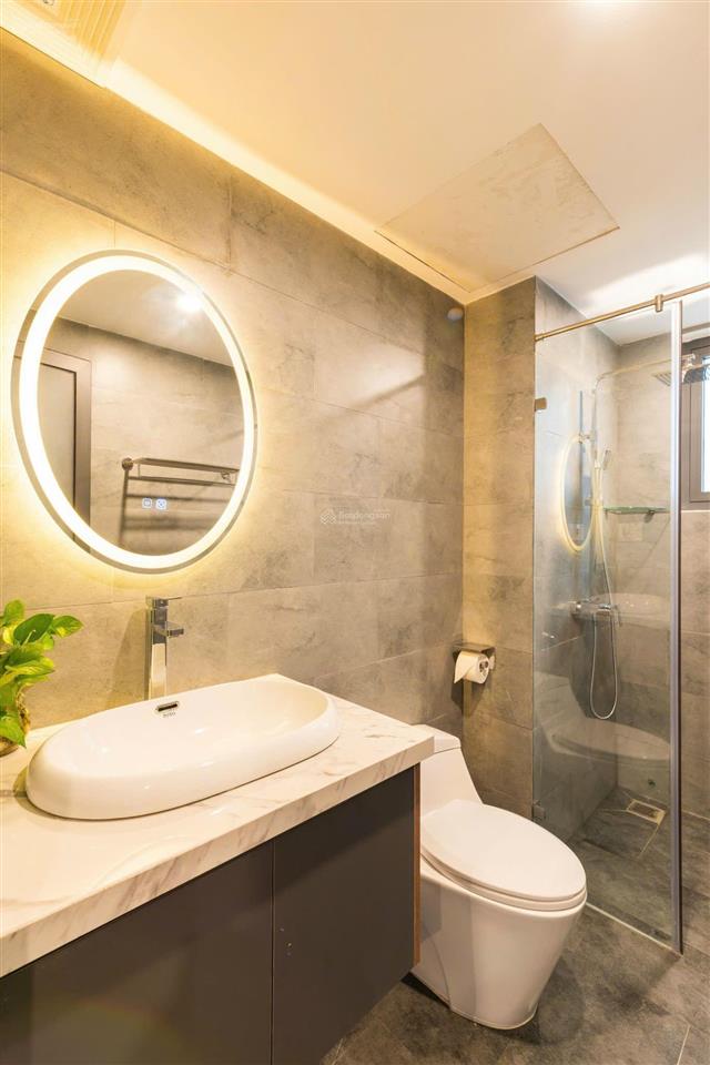 Gia đình! bán nhà 3 tầng  đường kỳ đồng  gần chợ kỳ đồng  5pn, full nội thất  100m2  10 tỷ 5