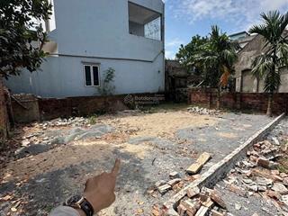 Bán mảnh đất 100 m2 full thổ cư làng chuông phương trung thanh oai ngõ 2,5 m