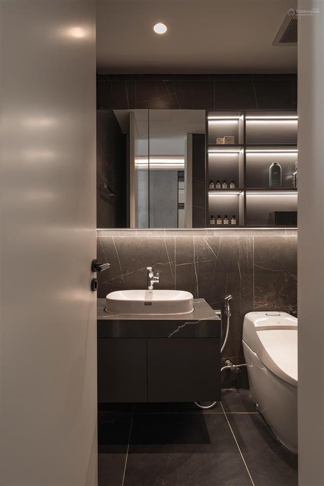 (lô góc 3pn)bán diện tích 105m2 tại imperia sky garden 423 minh khai giá 10,5tỷ(sổ đỏ)  0812 395 ***
