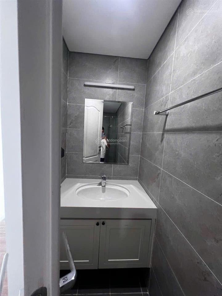 Cho thuê penthouse 3pn 200m2 sunshine garden full đồ nội thất điện tử giá 26tr5/th   0812 395 ***