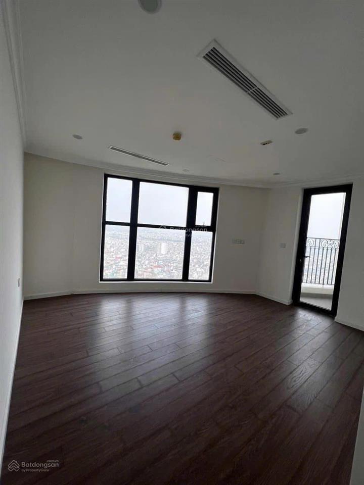 Cho thuê penthouse 3pn 200m2 sunshine garden full đồ nội thất điện tử giá 26tr5/th   0812 395 ***