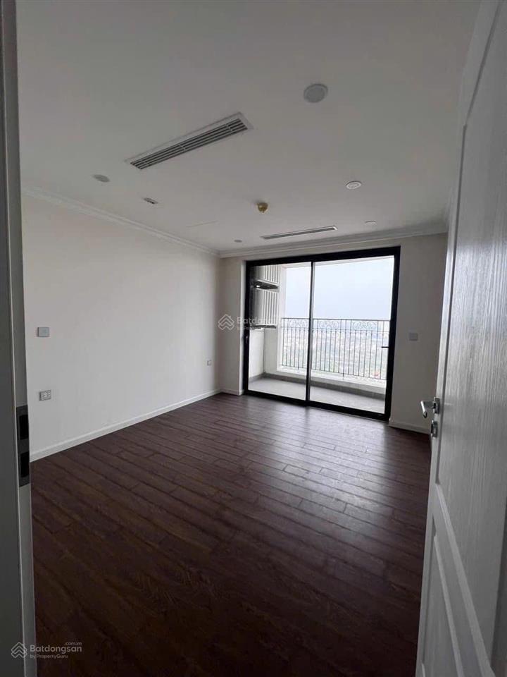 Cho thuê penthouse 3pn 200m2 sunshine garden full đồ nội thất điện tử giá 26tr5/th   0812 395 ***