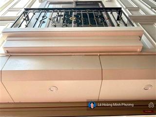 Hiếm! nhà 5 tầng di ái, di trạch ô tô vào gần cửa nhà giá nhỉnh 4 tỷ, cách phố nhổn đúng 3p đi xe
