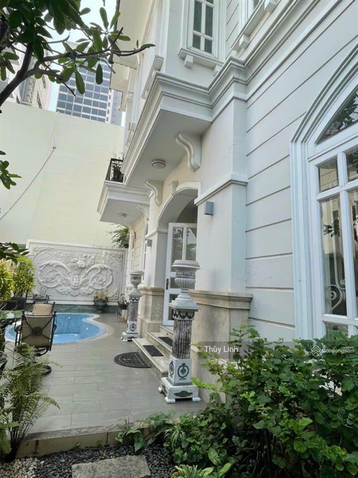 Giảm 5 tỷ  bán nhanh biệt thự hồ bơi mới đẹp ở liền, dt 8x25 cn 202m2, trệt 3 lầu chỉ 38.9 tỷ