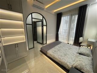 Khai trương căn hộ đầy đủ nội thất hiện đại ban công thoáng máy giặt riêng võ văn tần quận 3