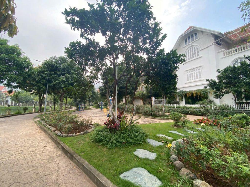 Duy nhất! Bán biệt thự mặt hồ Bảo Sơn, 368m2 cực đẹp