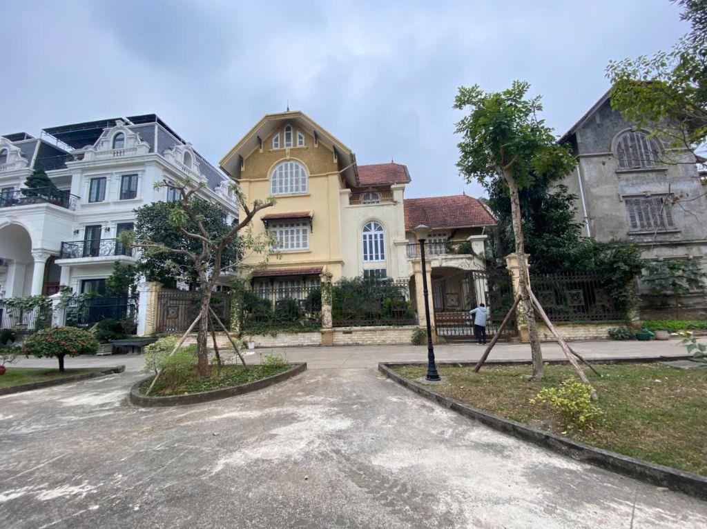 Duy nhất! Bán biệt thự mặt hồ Bảo Sơn, 368m2 cực đẹp