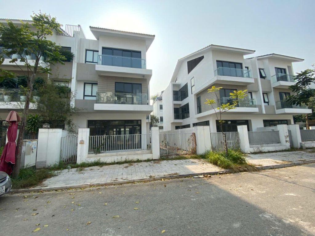 Chính chủ bán gấp BT 200m2,dự án Sol Lake Villas, gần hồ, giá chỉ 30.5 tỷ