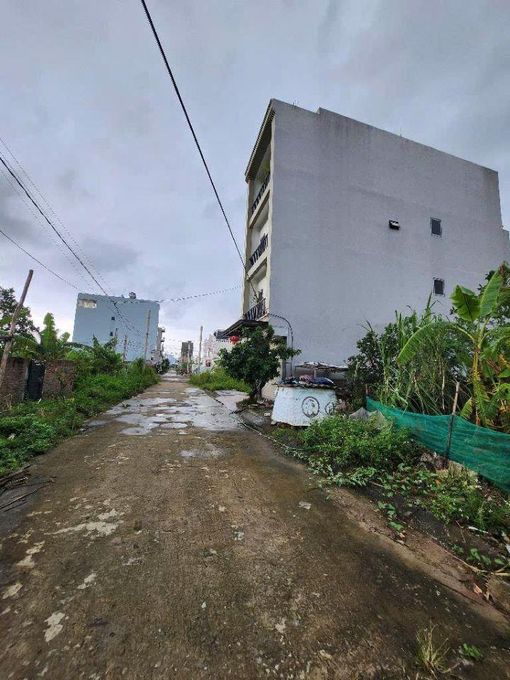 Bán đất dịch vụ Lại Yên, DT 113m2 vuông vắn, gần trục 40m giá nhỉnh 11 tỷ