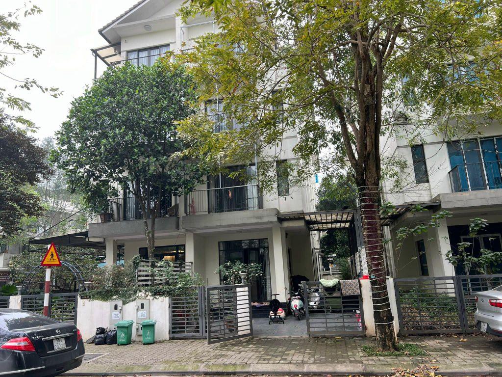 Chính chủ bán gấp biệt thự thô 154m2 Long Hưng 3, Vinhomes thăng long