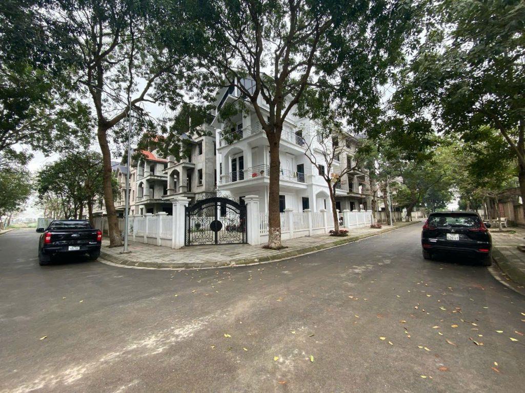 Bán biệt thự E29 Phương Viên - Splendora, DT 279m2,  giá siêu rẻ