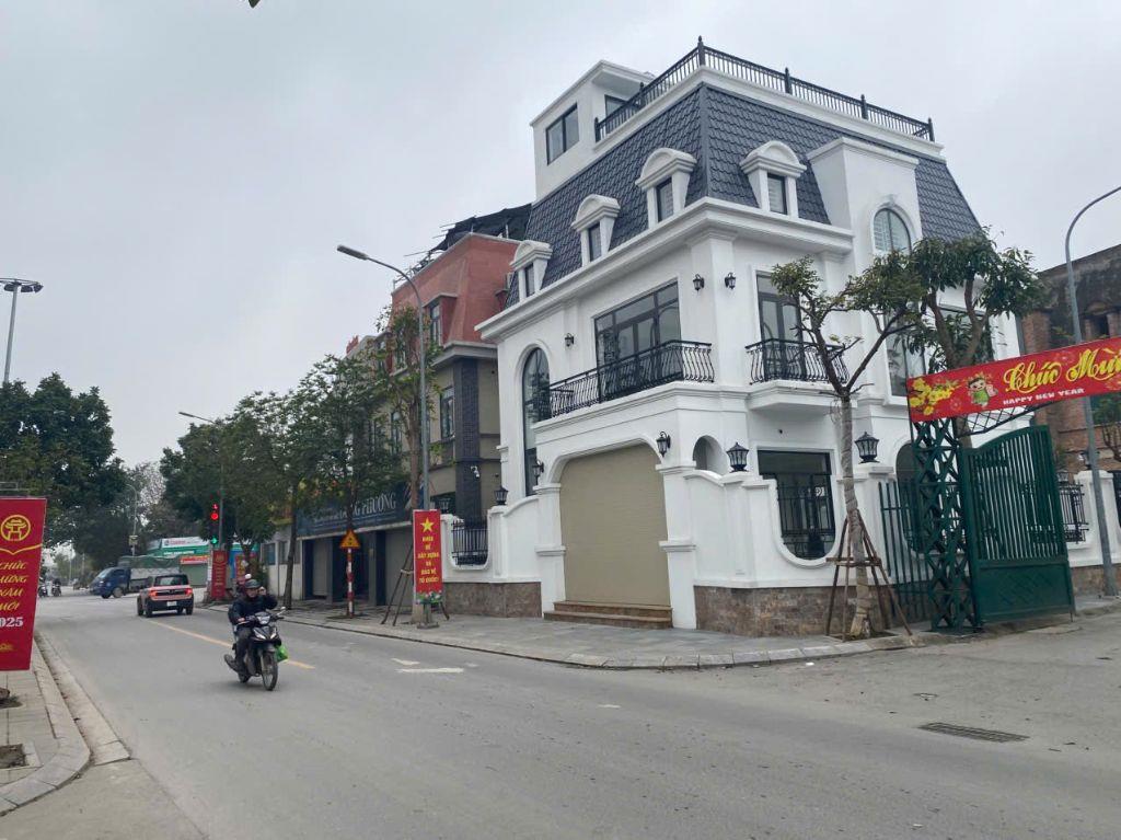 Bán BT phố Sa Đôi, DT 206m2, lô góc 3 mặt tiền, KD đỉnh, ra Vin Mễ trì 2 chỉ 700m