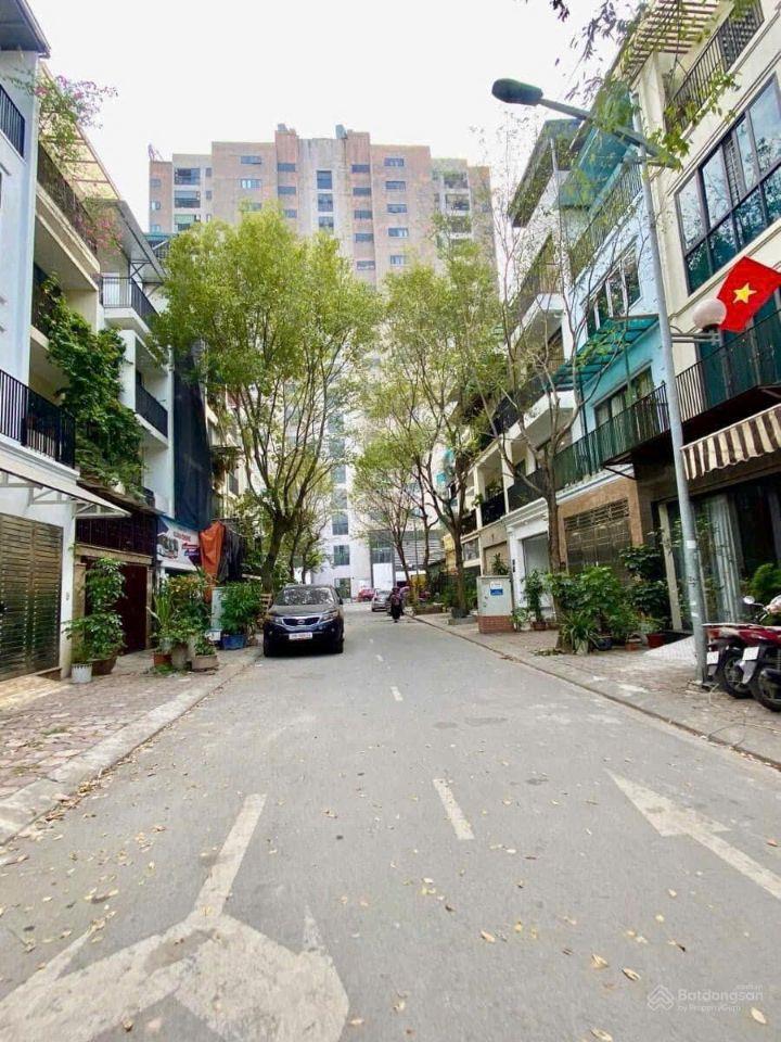 Bán liền kề Xuân Phương Residence, DT 62m2, kinh doanh đỉnh, giá chỉ 15.9 tỷ