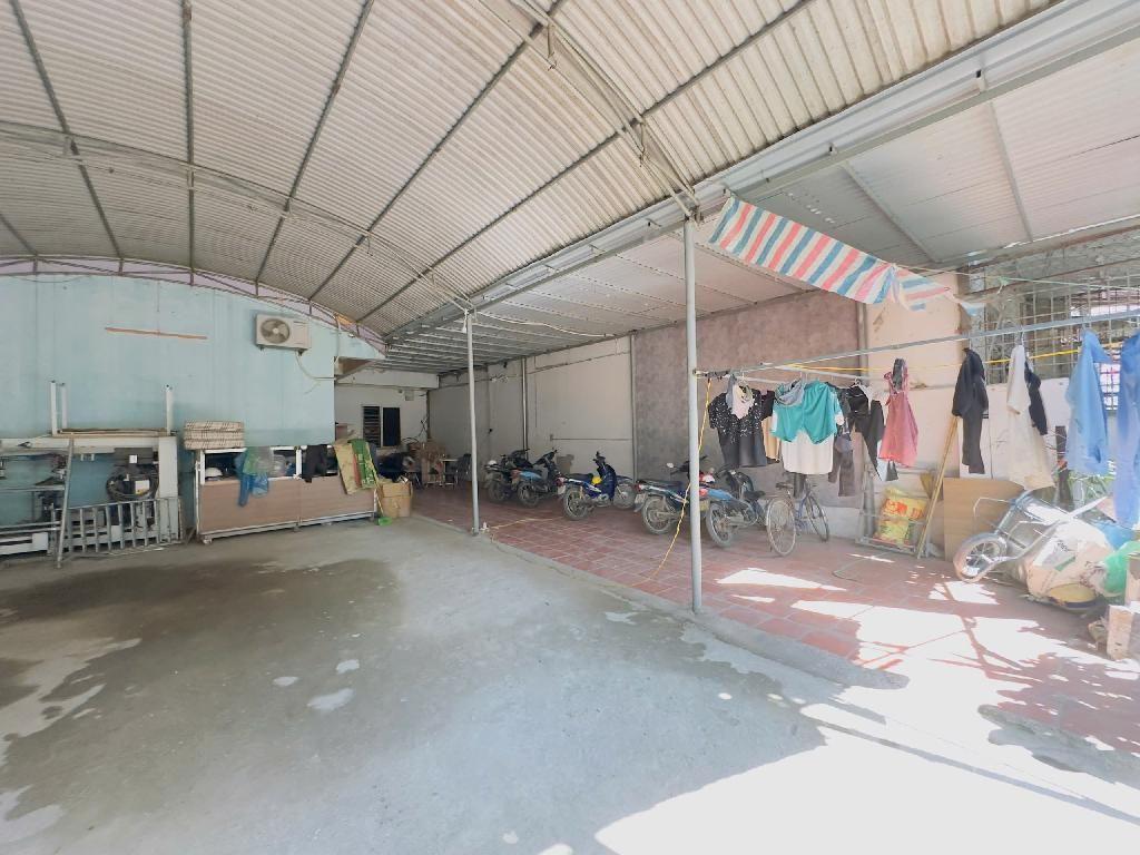 Bán nhà MP Thịnh Phát, DT 180m2, 5 tầng, 17 phòng thu 50tr/tháng, giá chỉ 13.5 tỷ