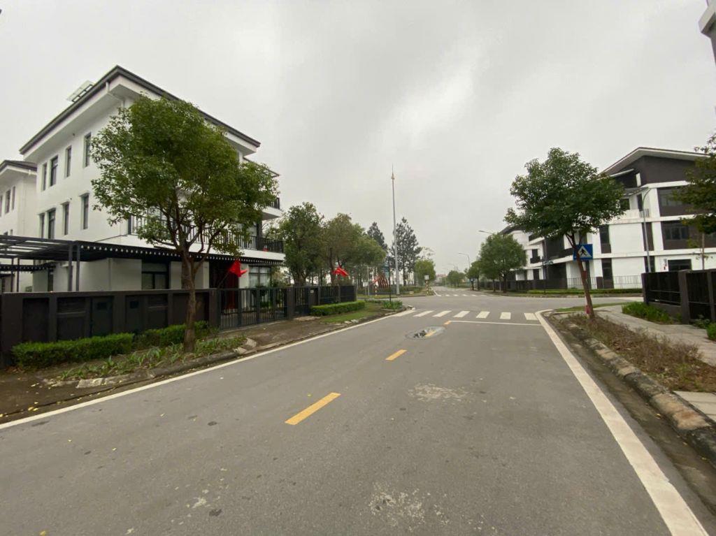 Bán biệt thự đơn lập BT6 Hà đô Charm Villas, DT 300m2, giá chỉ 149tr/m2