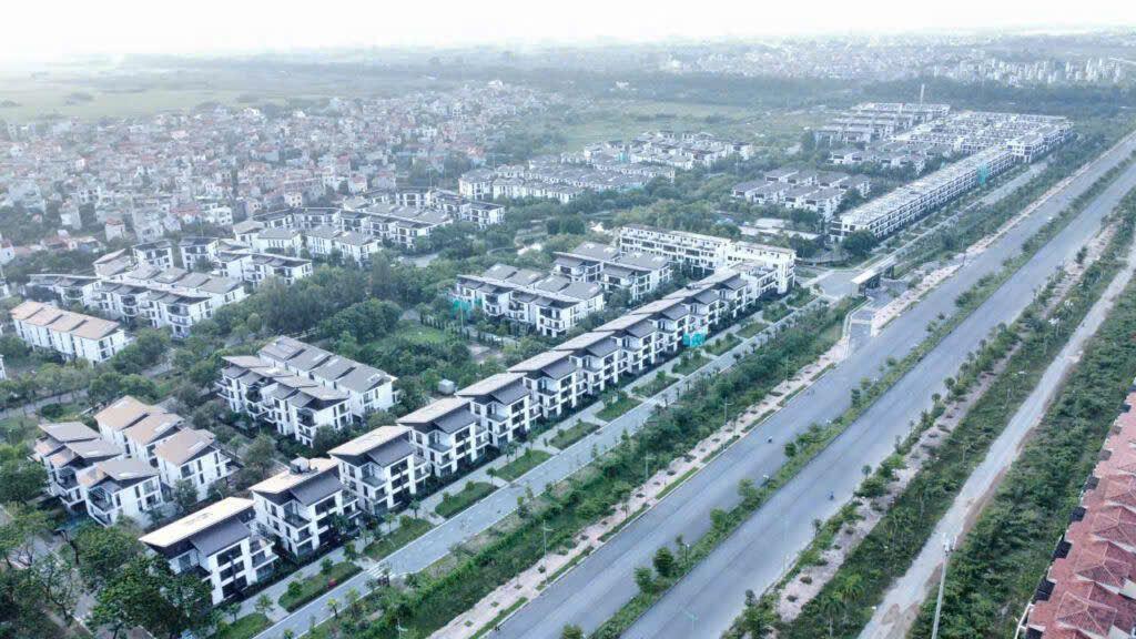 Bán BTSL Hà đô charm villas, DT 245m2 giá chỉ 145tr/m2