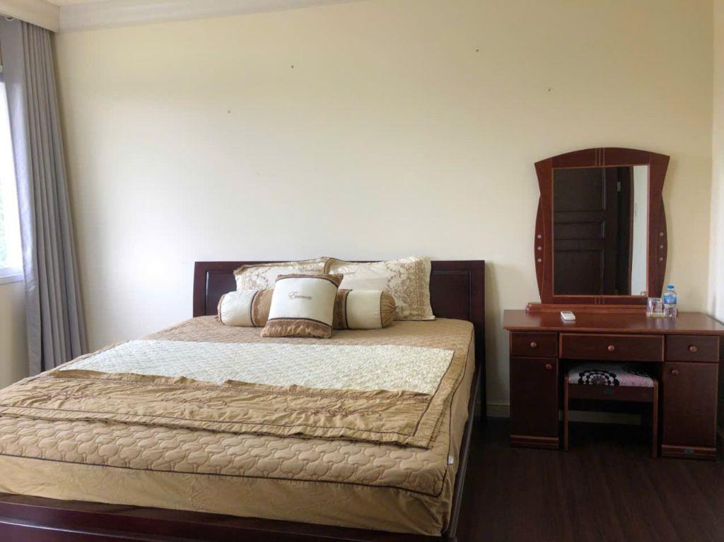 Bán gấp liền kề 102m2 Mailand Hanoi city, 2 mặt đường, giá chỉ 23.9 tỷ