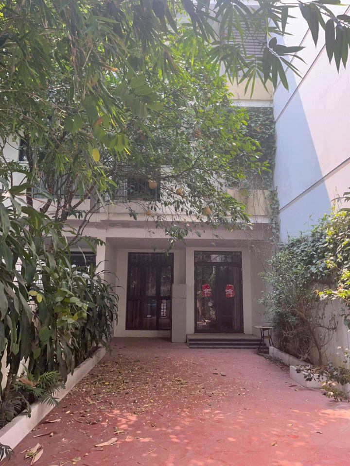 Bán liền kề Vinhomes Thăng Long, DT 127m2, 4 tầng, hoàn thiện giá chỉ 159tr/m2