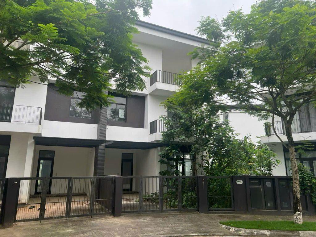 Bán biệt thự 194m2 Hà đô Charm Villas, sau view vườn hoa, giá chỉ 155tr/m2