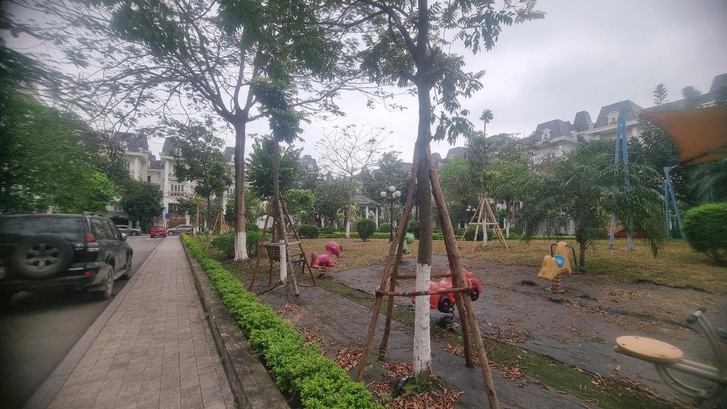 Hiếm! Bán biệt thự NV12 Lideco, DT 145m2, 5 tầng, view giữa vườn hoa siêu đẹp
