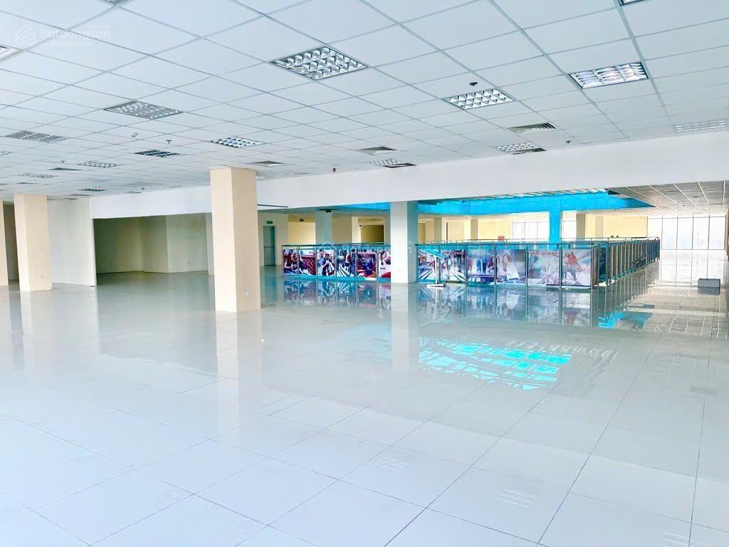 Cho thuê sàn TTTM toà nhà Gemek Tower, Lê Trọng Tấn, DT 50-4000m2, giá ưu đãi