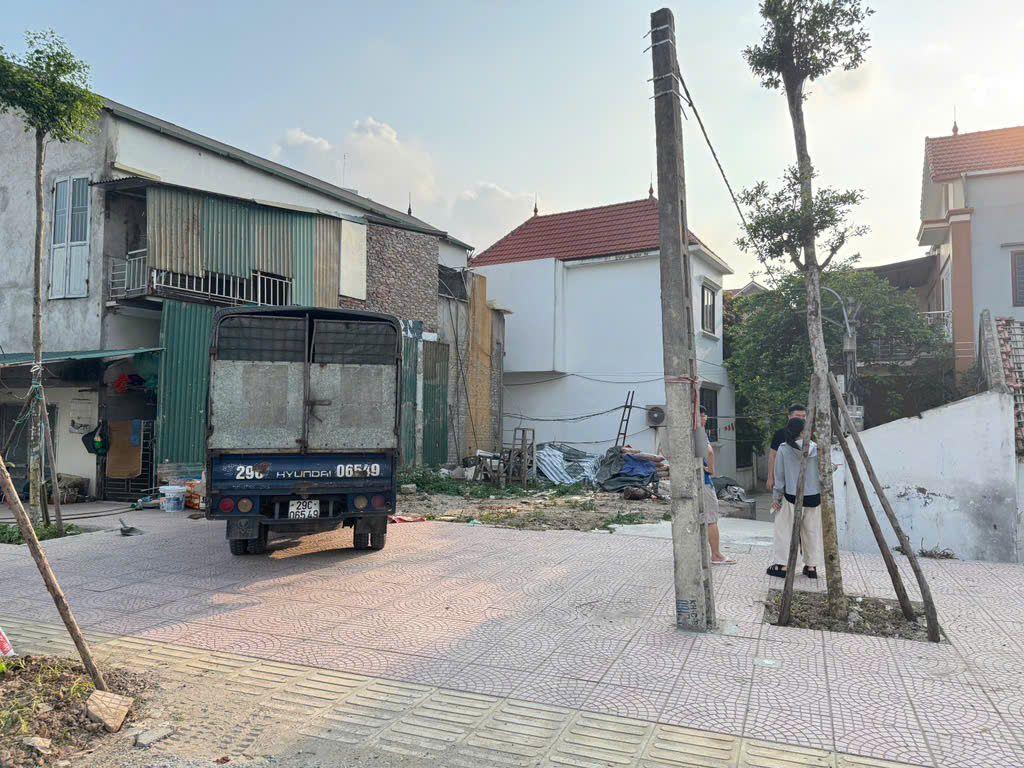 Bán đất mặt đường Vành đai 3.5, Di Trạch, DT 75m2, mt 7.8m, lô góc, giá chỉ 19 tỷ