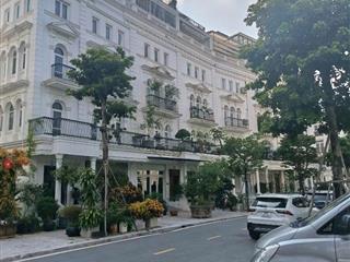 Bán liền kề Louis IV, DT 100m2 giá rẻ nhất chỉ nhỉnh 24.x tỷ