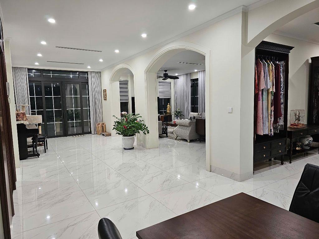 Bán BT 420m2 Nam An Khánh, view Vườn hoa, ngay cổng Vistalago, hoàn thiện đẹp giá 69.9 tỷ