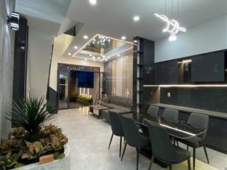 Cần bán gấp nhà hẻm 350 huỳnh tấn phát, ngay chung cư eco green giá 3 đồng 7 còn tl mạnh