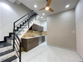 Nhà đẹp phạm thế hiển q8, 1 trệt 2 lầu cách mặt tiền chỉ 1 căn nhà