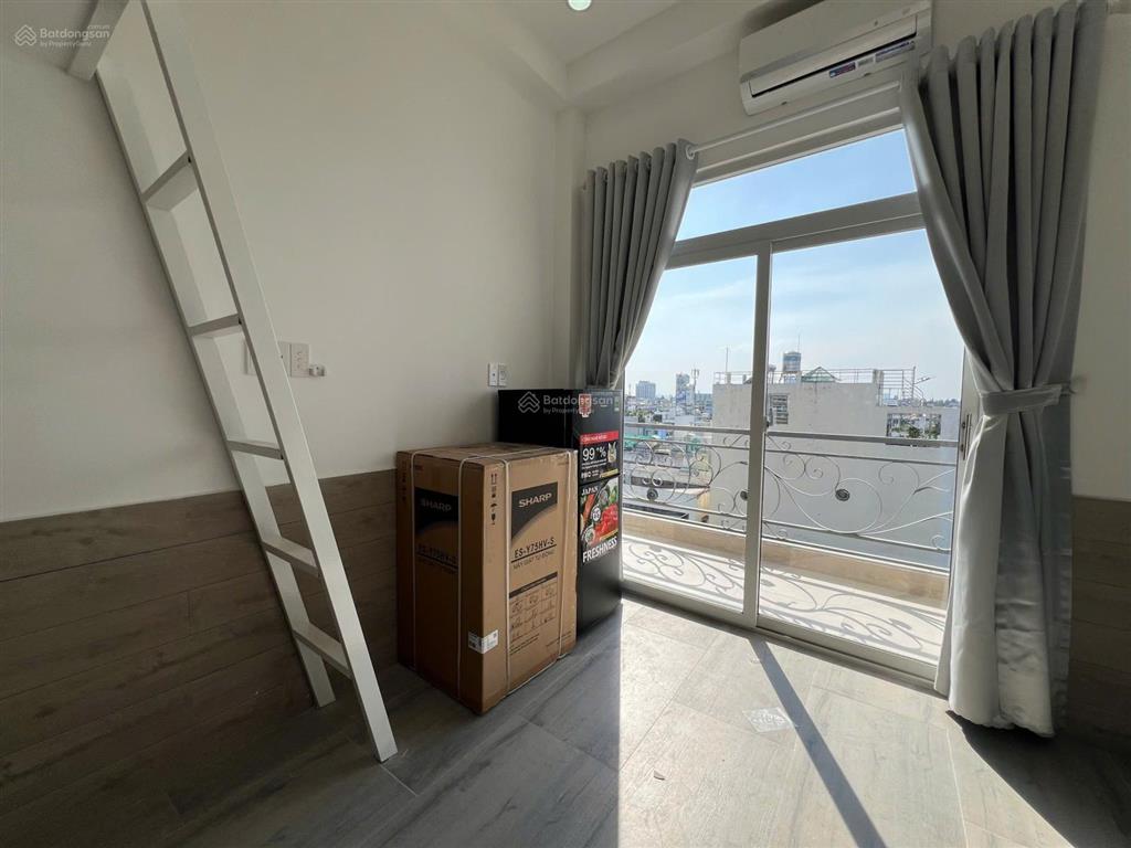 Studio vừa trống  phòng đẹp như hình  tách bếp  ban công vị trí tạ quang bửu q8  parcmall