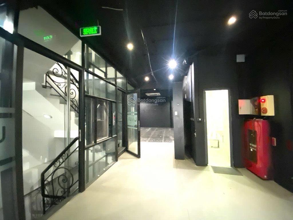 Bán tòa nhà 9 tầng mới xây  mặt phố thụy khuê  view hồ  chỉ 96 tỷ