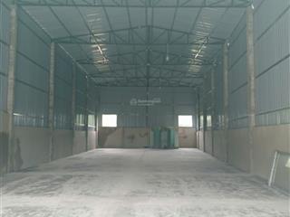 Cho thuê xưởng tân uyên  bình dương 400m2 có điện 3 pha đường contaner