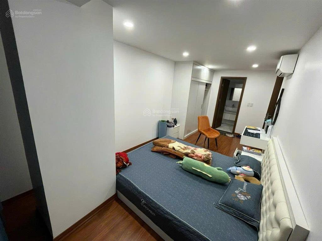 Bán căn hộ view đẹp tại núi trúc square, 6,35 tỷ, 99m2