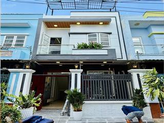 Nhà đẹp lung linh 50m2 giá 4,5 tỷ có sân xe hơi riêng luôn ạ