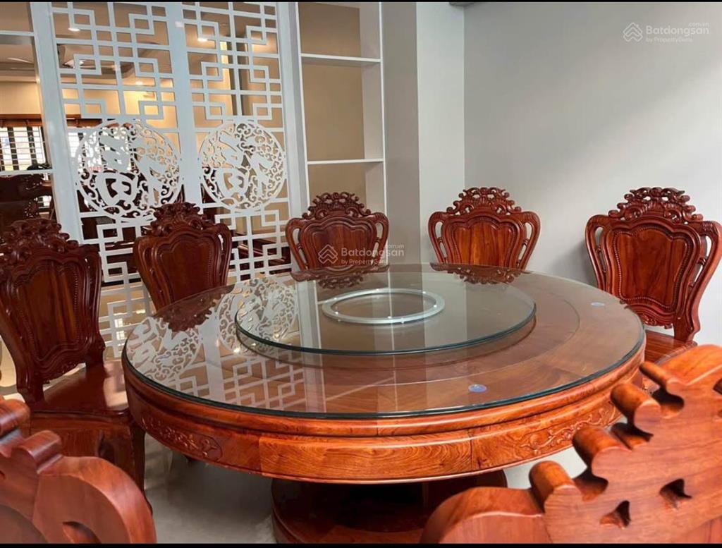 Chủ đang rất rất kẹt. bt thạnh xuân 21, 15,9 tỷ, 152m2, 4pn, 5wc ( thương lượng được rất rất kẹt )