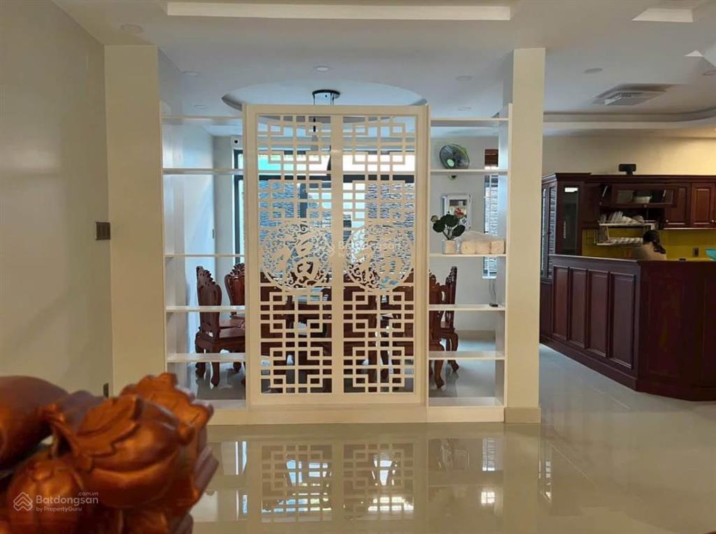 Chủ đang rất rất kẹt. bt thạnh xuân 21, 15,9 tỷ, 152m2, 4pn, 5wc ( thương lượng được rất rất kẹt )